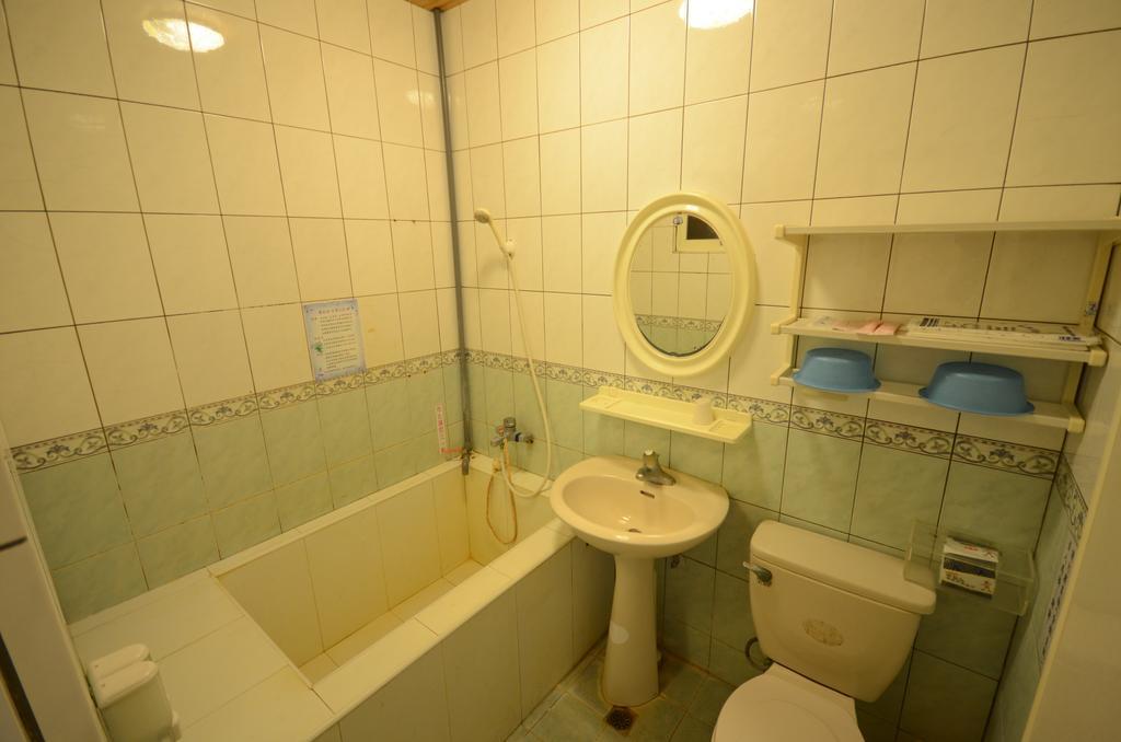 رويسي Junbuna Homestay الغرفة الصورة